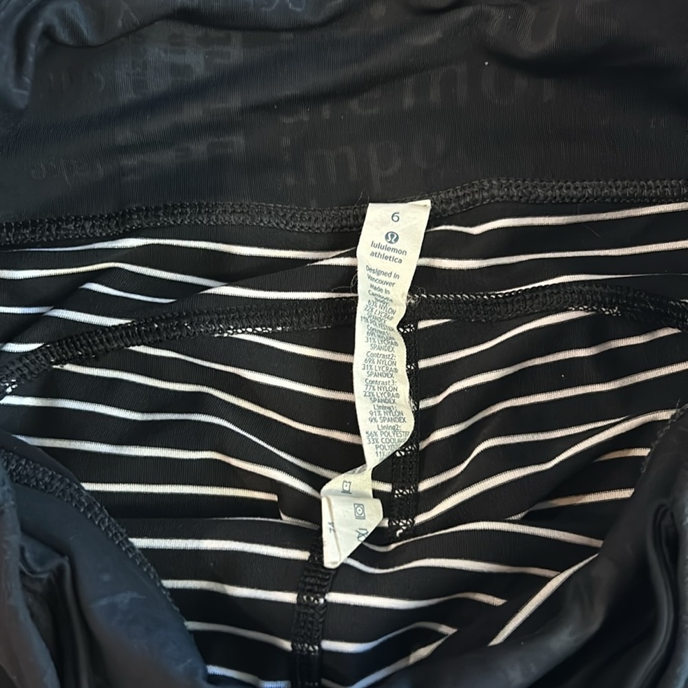 Striped Lululemon leggings, size 6 - Picture 2 of 4